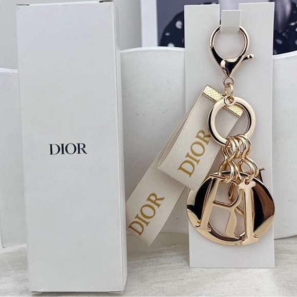 Dior Beauty Gold Keychain with Cream Accents - Picture 2 of 2